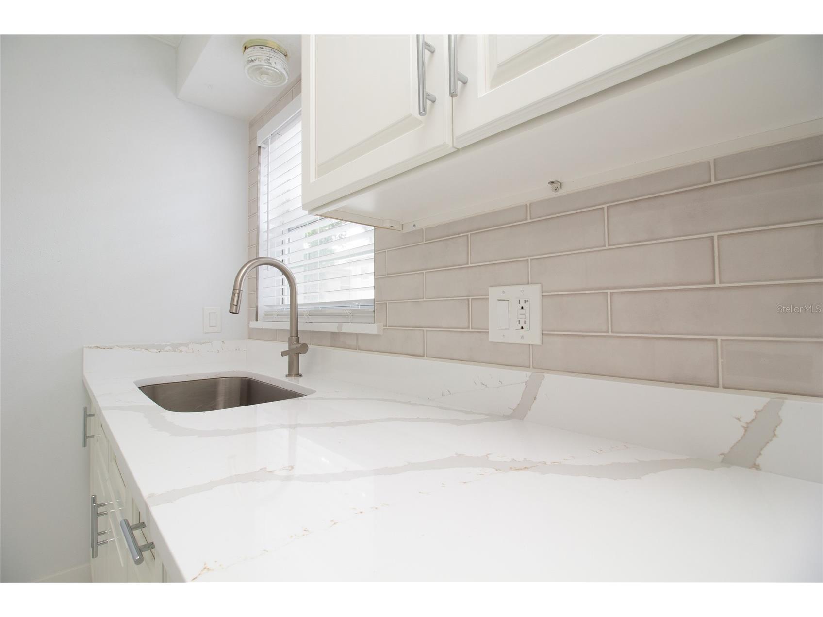 6960 A Sunset Drive S #1C South Pasadena FL 33707 TB8479997 image9