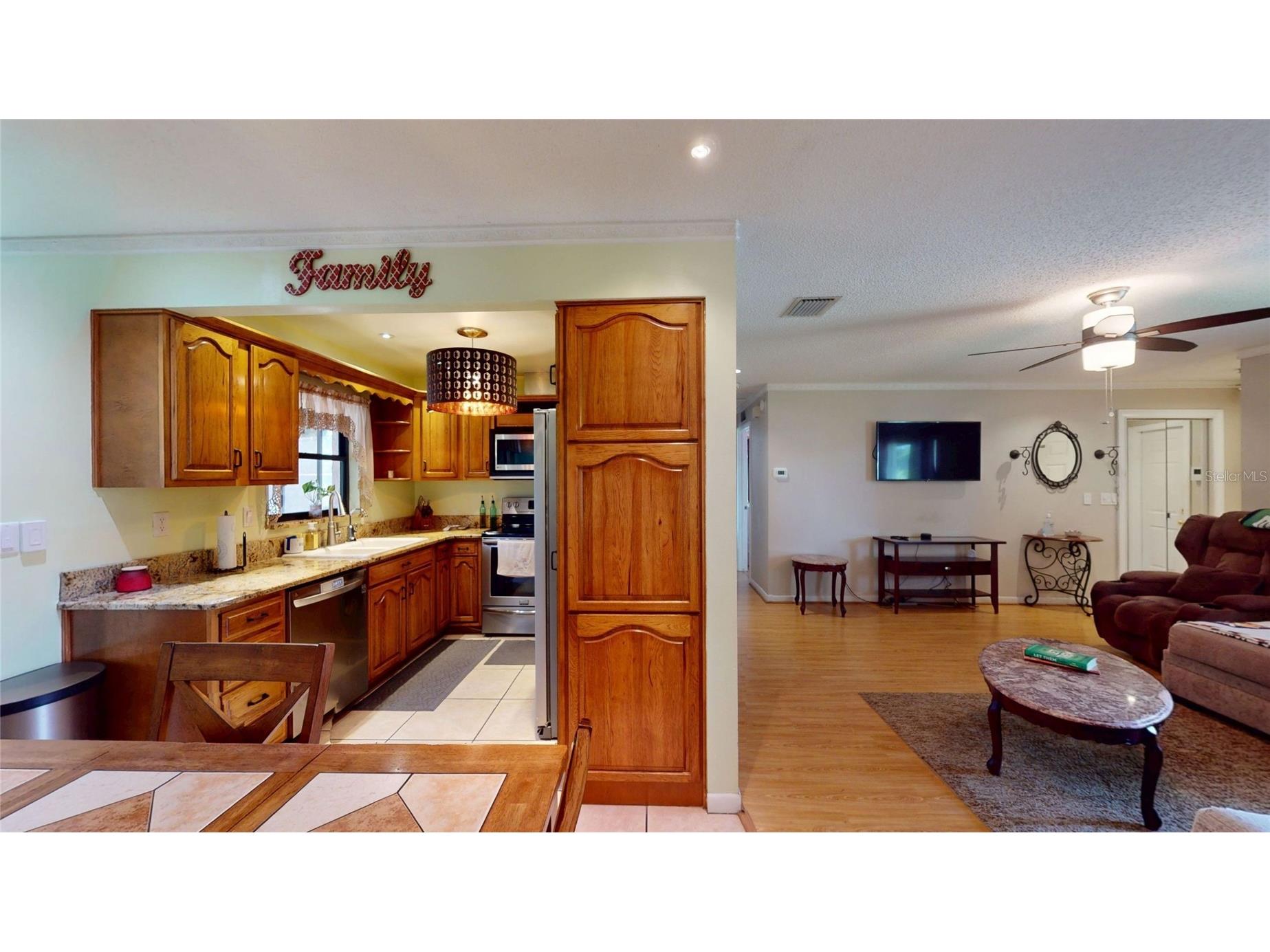 6960 Pinecrest Lane N Pinellas Park FL 33781 TB8525315 image6