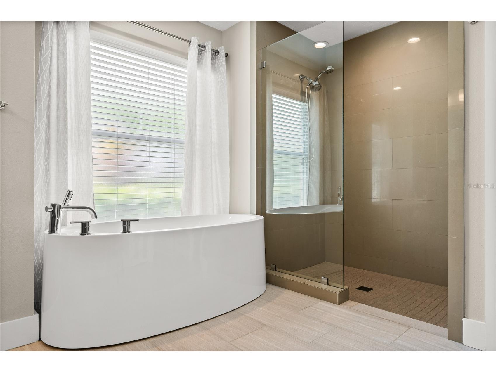 6960 Stetson Street Circle Sarasota FL 34243 A4685785 image17