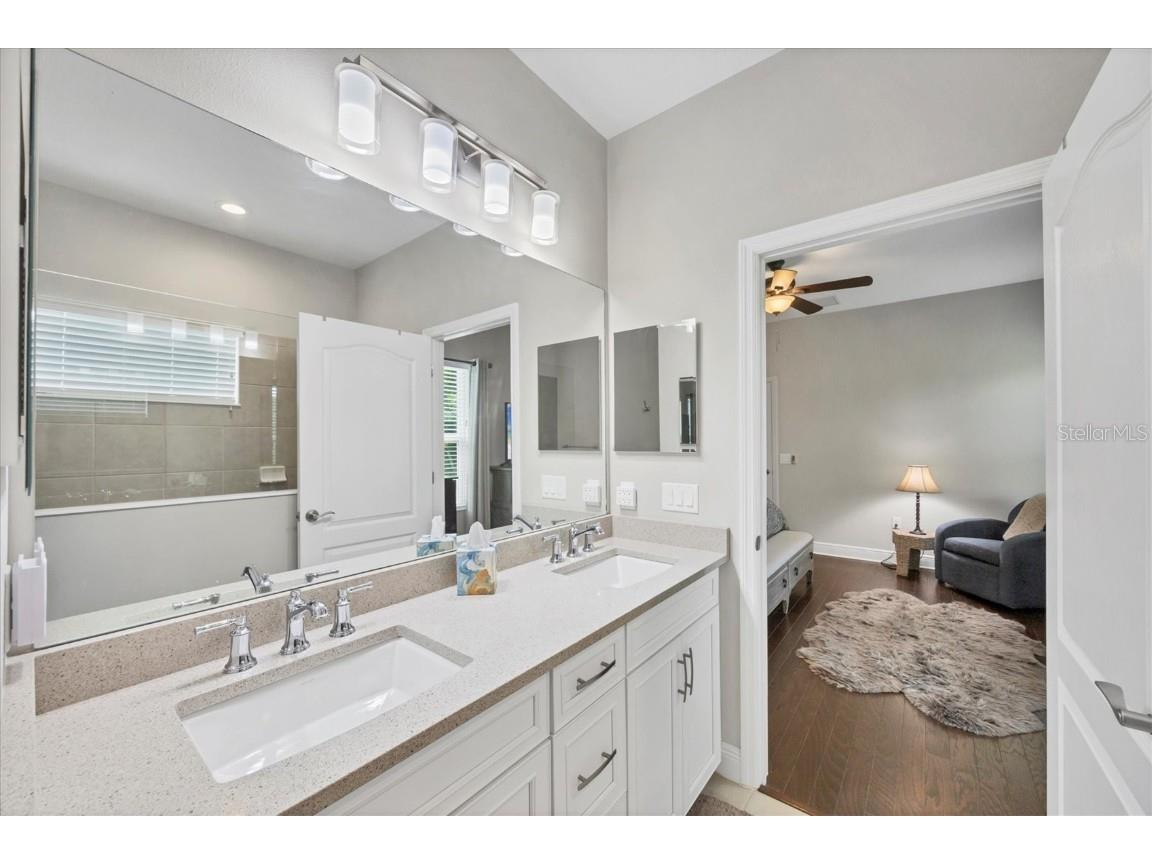 6964 White Willow Court Sarasota FL 34243 A4660920 image10