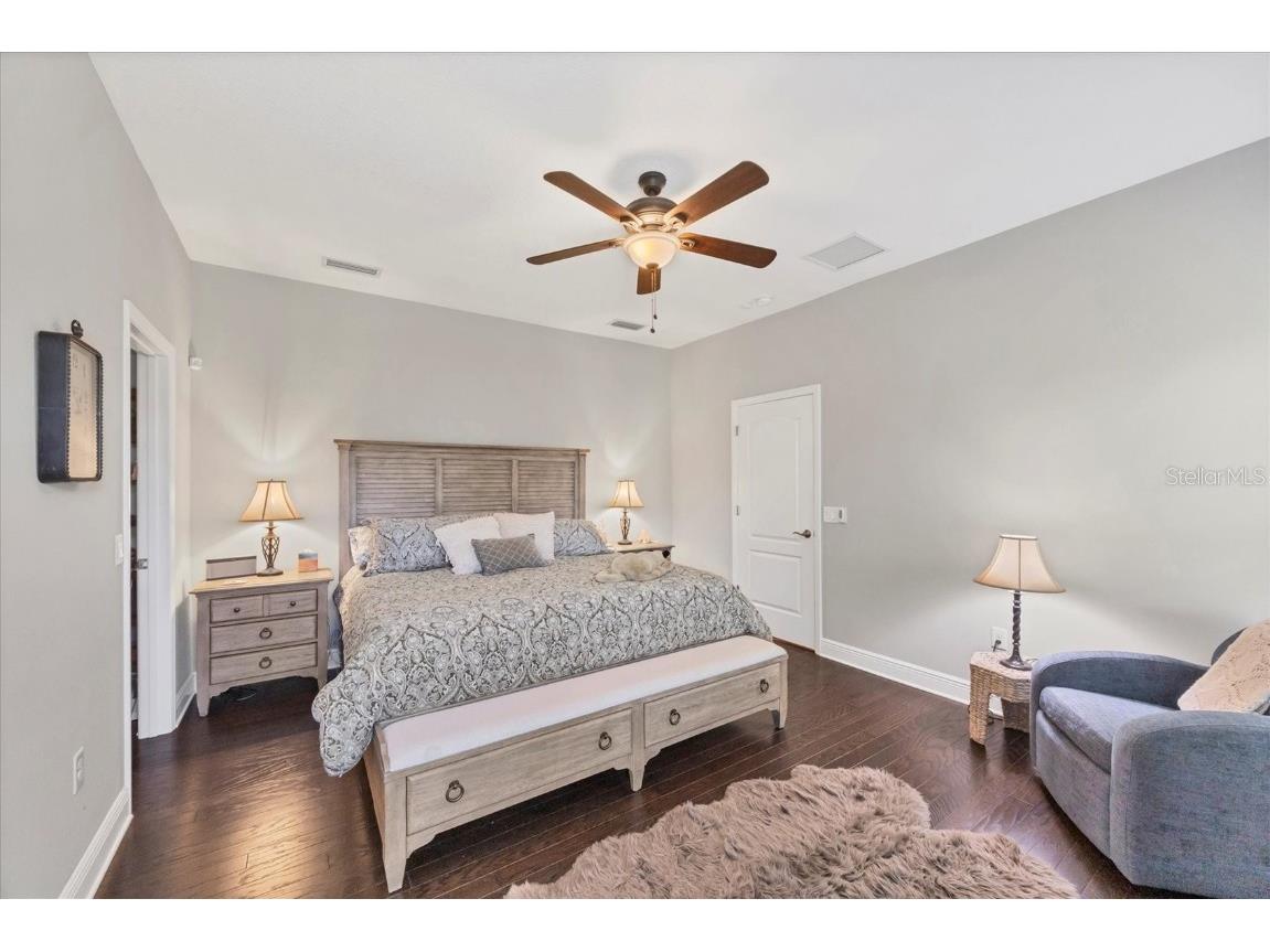 6964 White Willow Court Sarasota FL 34243 A4660920 image4