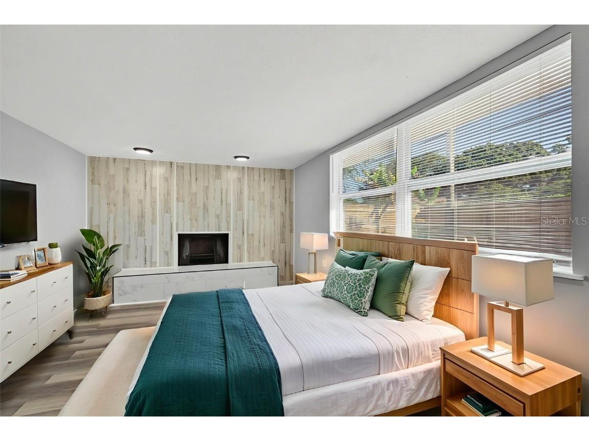 6965 21st Street N Saint Petersburg FL 33702 W7880526 image12