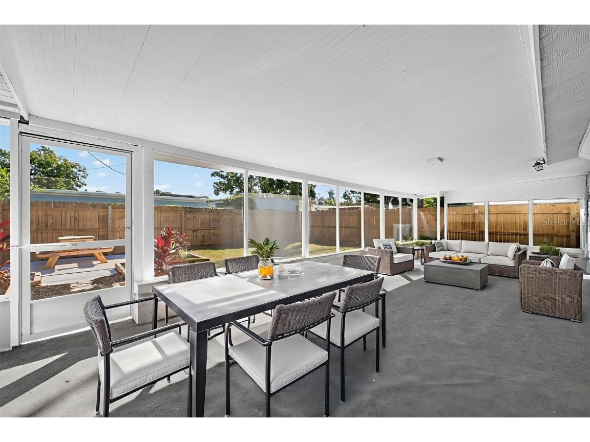 6965 21st Street N Saint Petersburg FL 33702 W7880526 image16