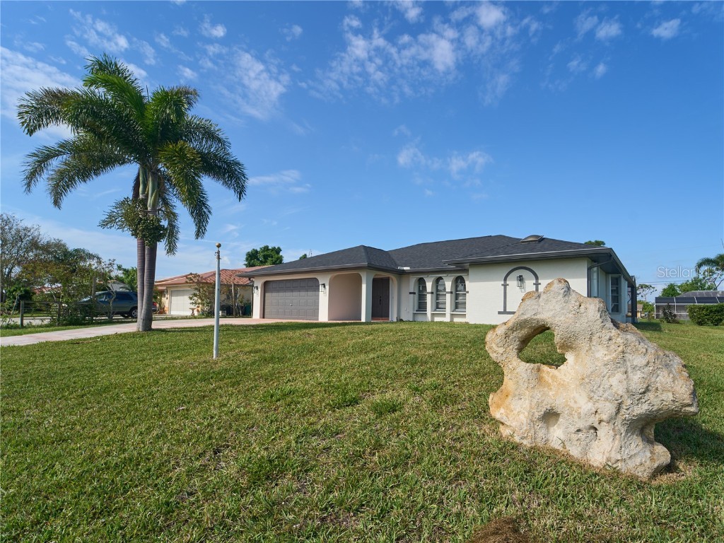 6967 Spinnaker Boulevard Englewood FL 34224 T3512783 image1