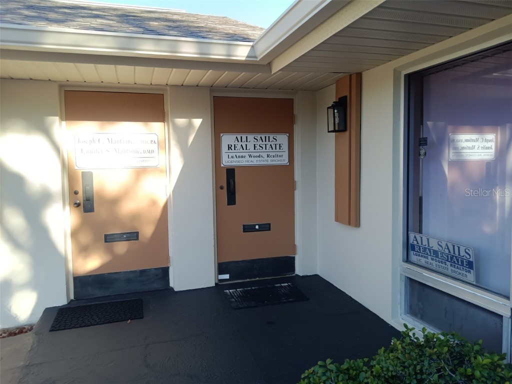 6967 Sunset Drive S Saint Petersburg FL 33707 TB8435088 image3