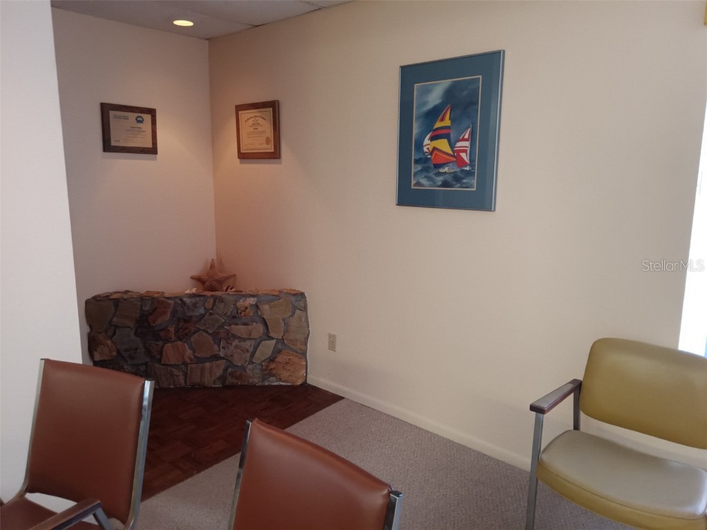 6967 Sunset Drive S Saint Petersburg FL 33707 TB8435088 image8