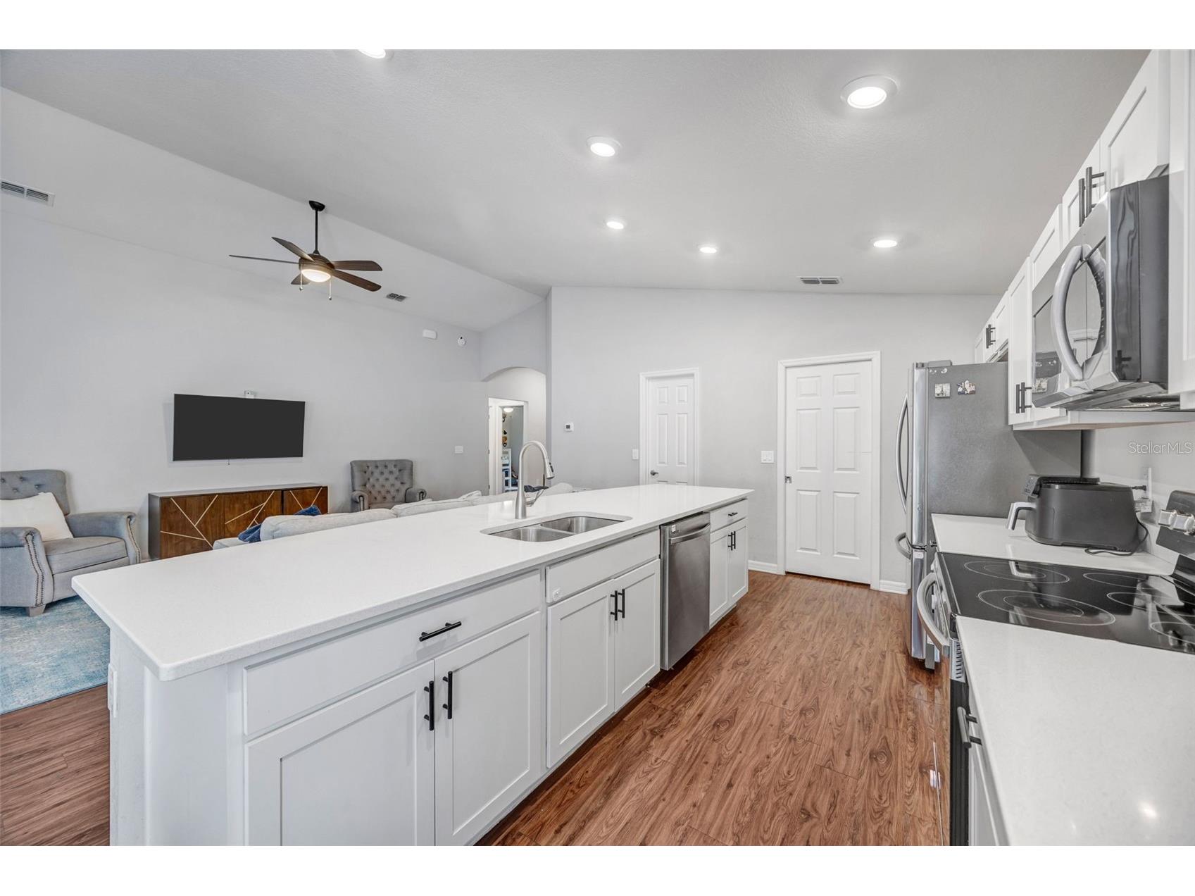 6969 Abbywood Lane Zephyrhills FL 33541 TB8517071 image13