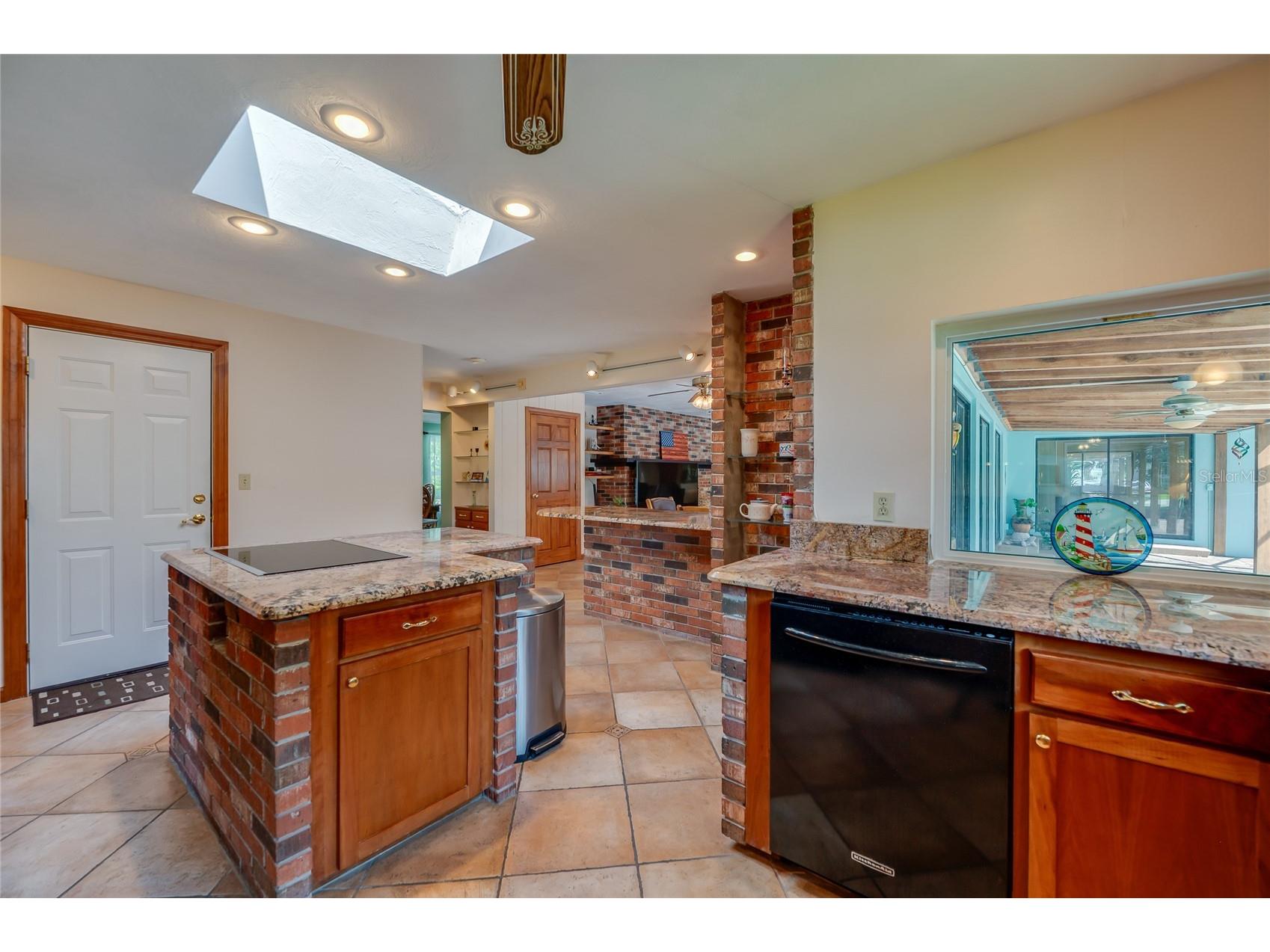 697 John Anderson Drive Ormond Beach FL 32176 V4949912 image12