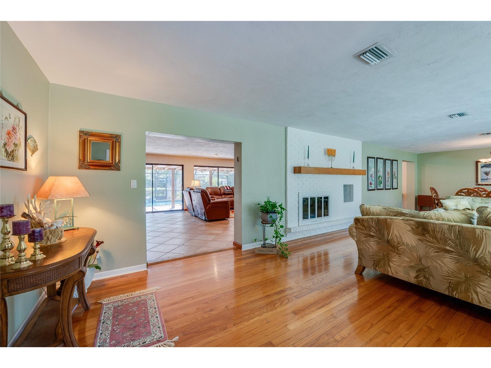 697 John Anderson Drive Ormond Beach FL 32176 V4949912 image15