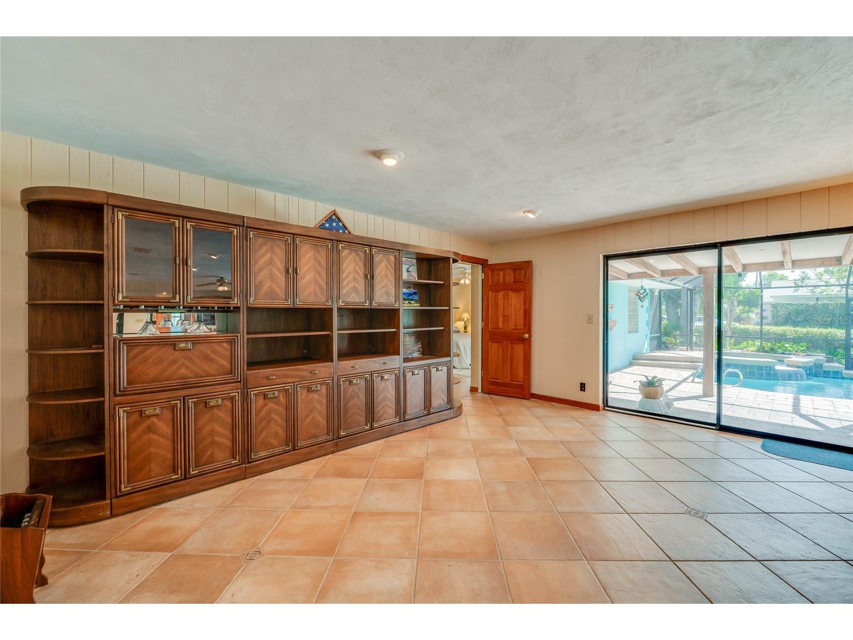 697 John Anderson Drive Ormond Beach FL 32176 V4949912 image19