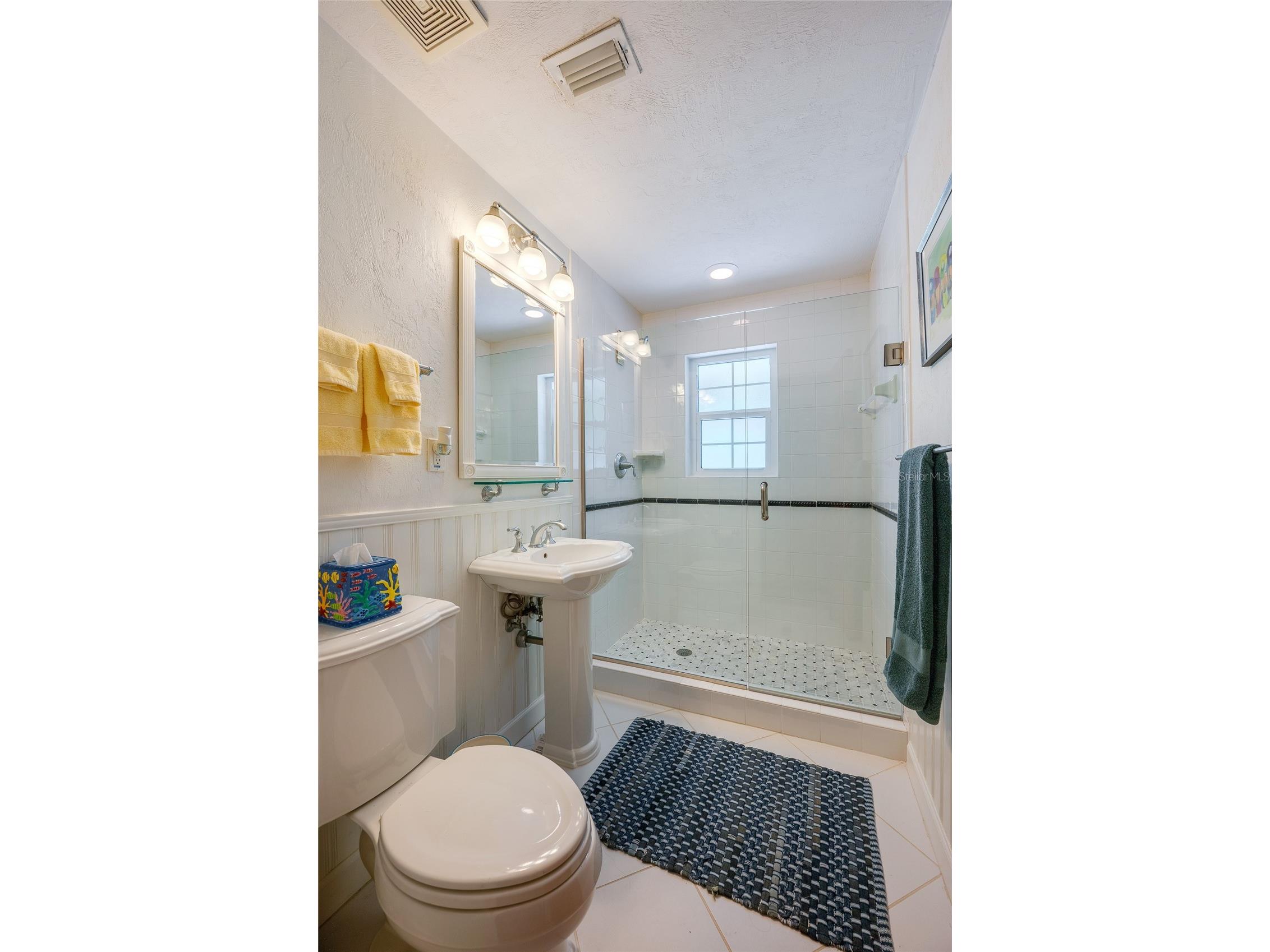 697 John Anderson Drive Ormond Beach FL 32176 V4949912 image36