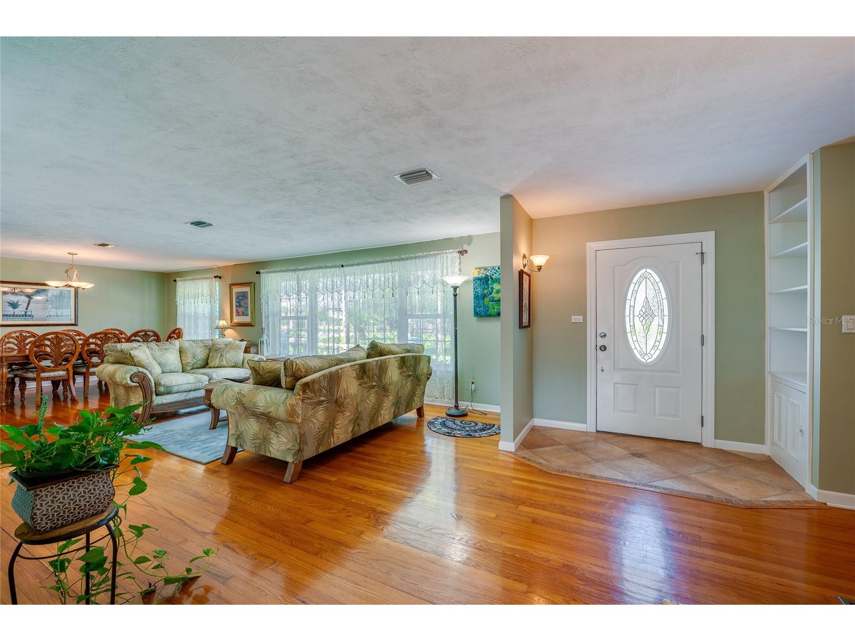 697 John Anderson Drive Ormond Beach FL 32176 V4949912 image5