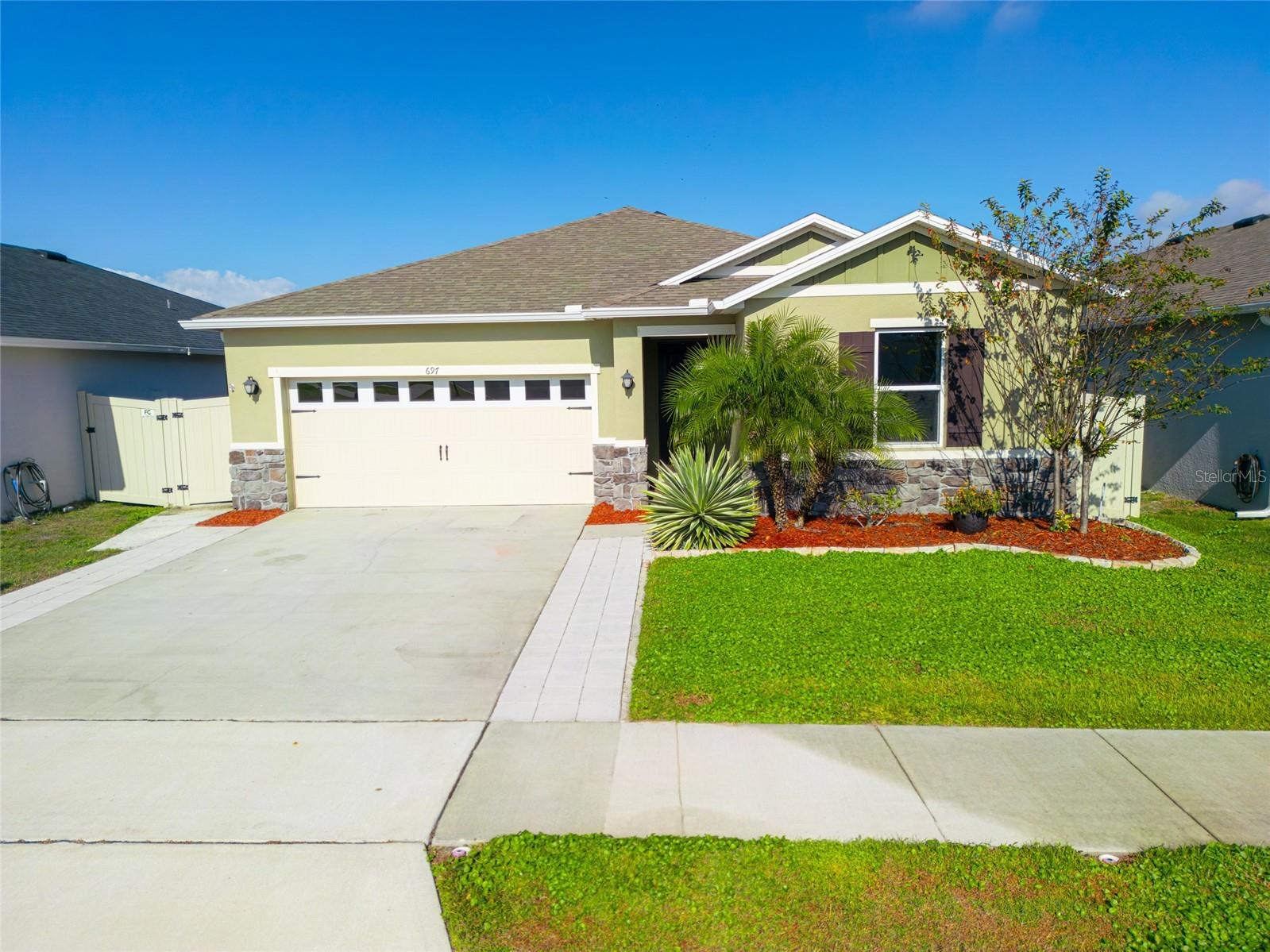 697 Sarner Pass Way Winter Haven FL 33881 P4937424 image1