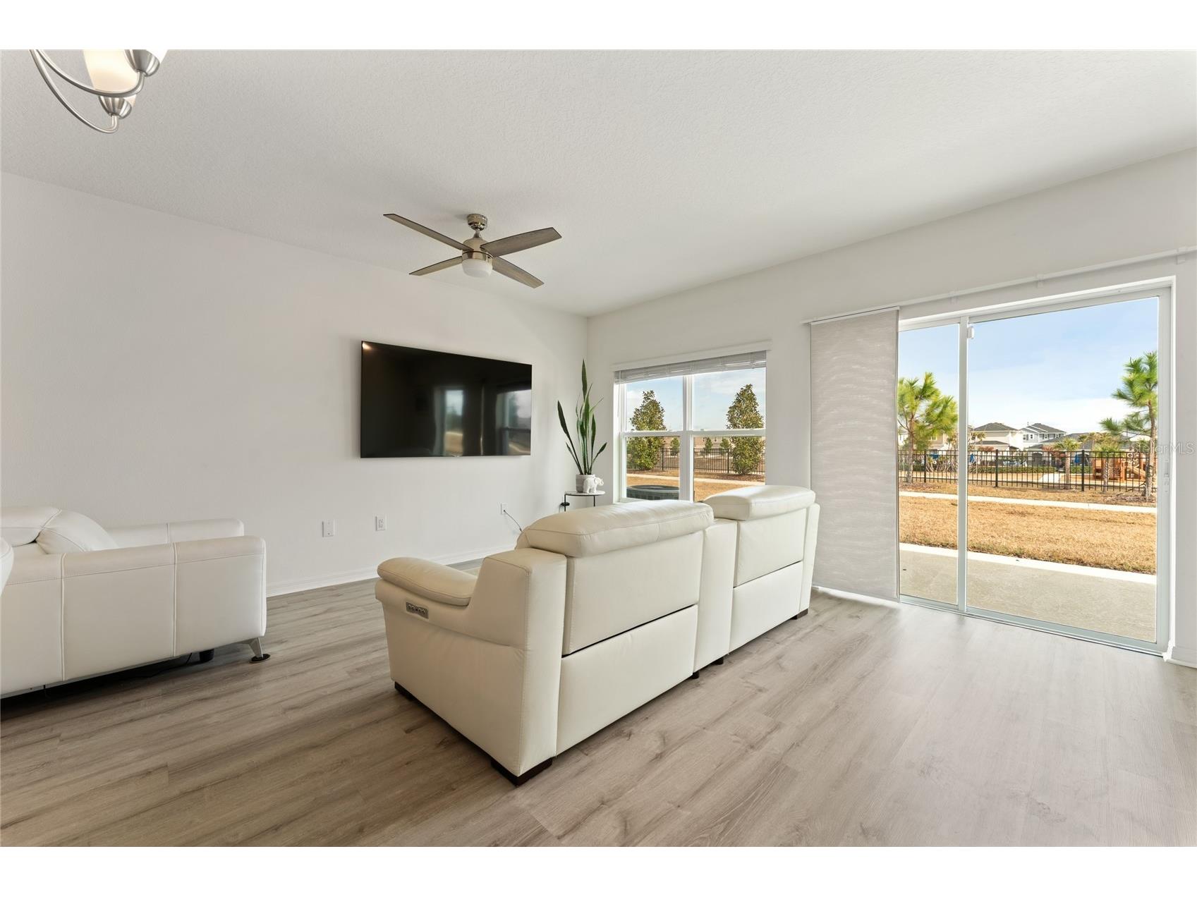 697 Stoney Point Circle Davenport FL 33896 S5153088 image2