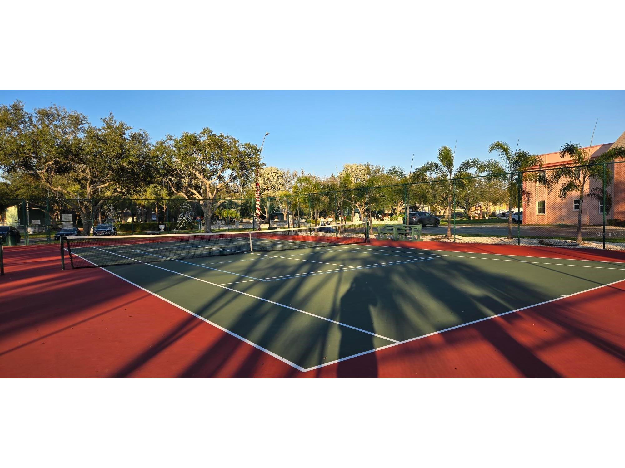 6970A Place De La Paix #2B South Pasadena FL 33707 TB8461646 image28