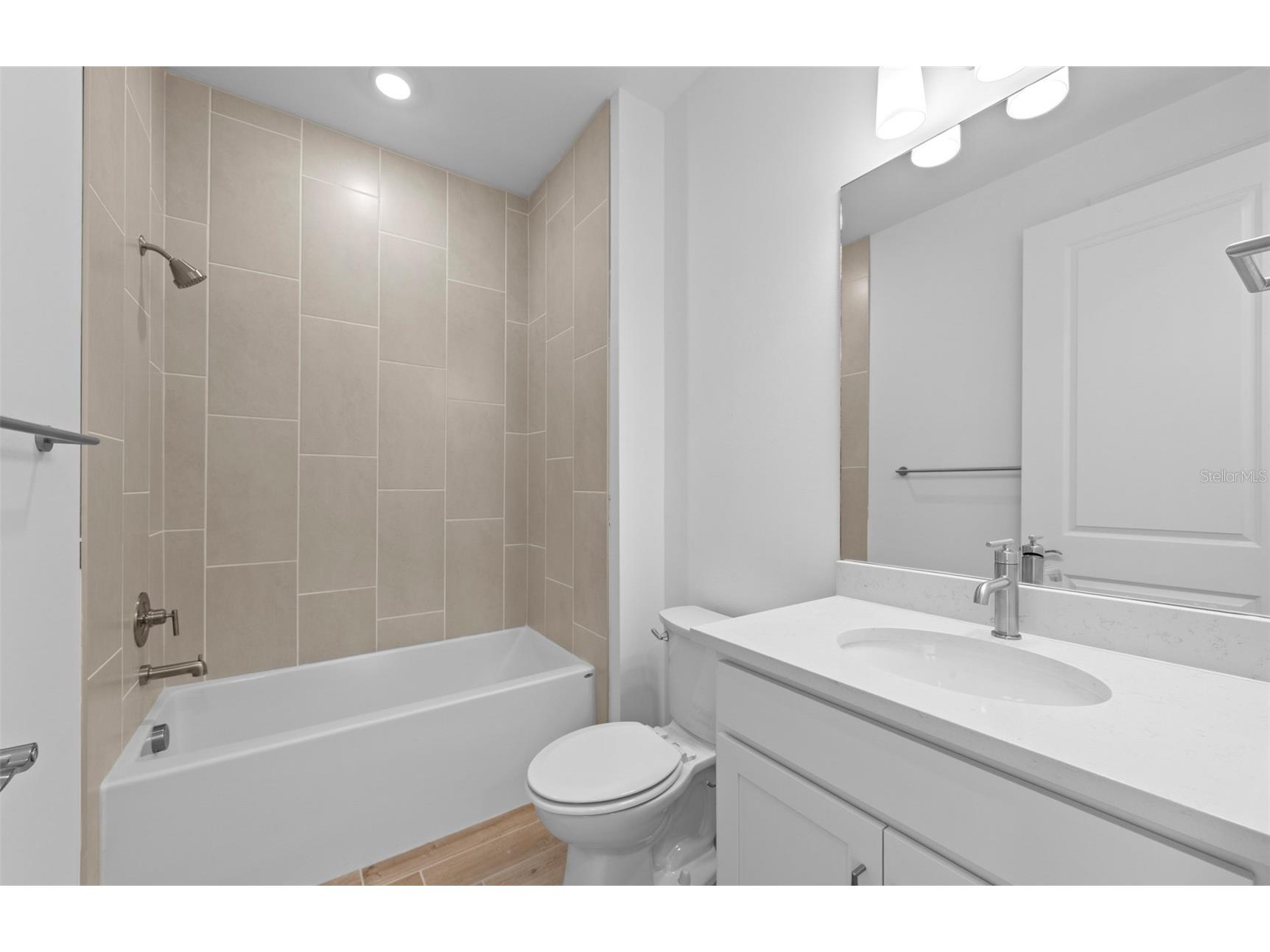 6974 Minneola Court Nokomis FL 34275 TB8463591 image19