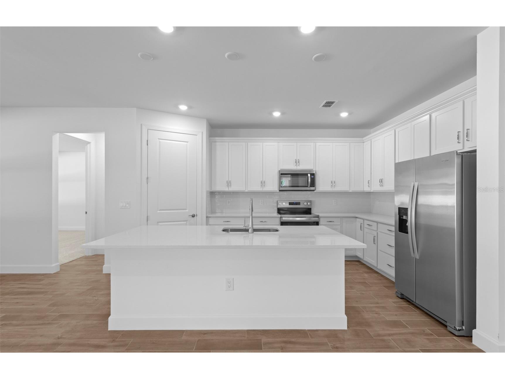 6974 Minneola Court Nokomis FL 34275 TB8463591 image4