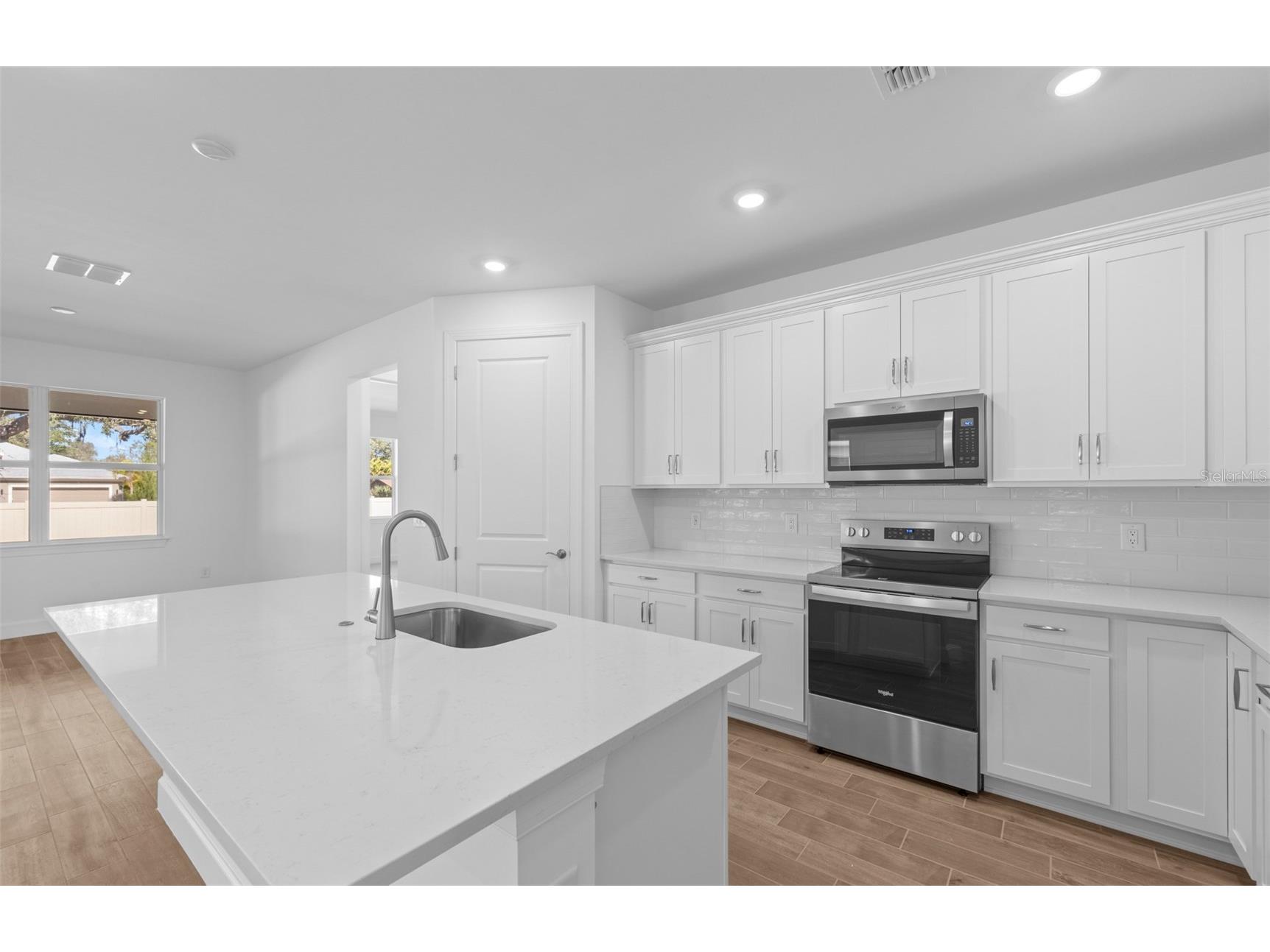 6974 Minneola Court Nokomis FL 34275 TB8463591 image6