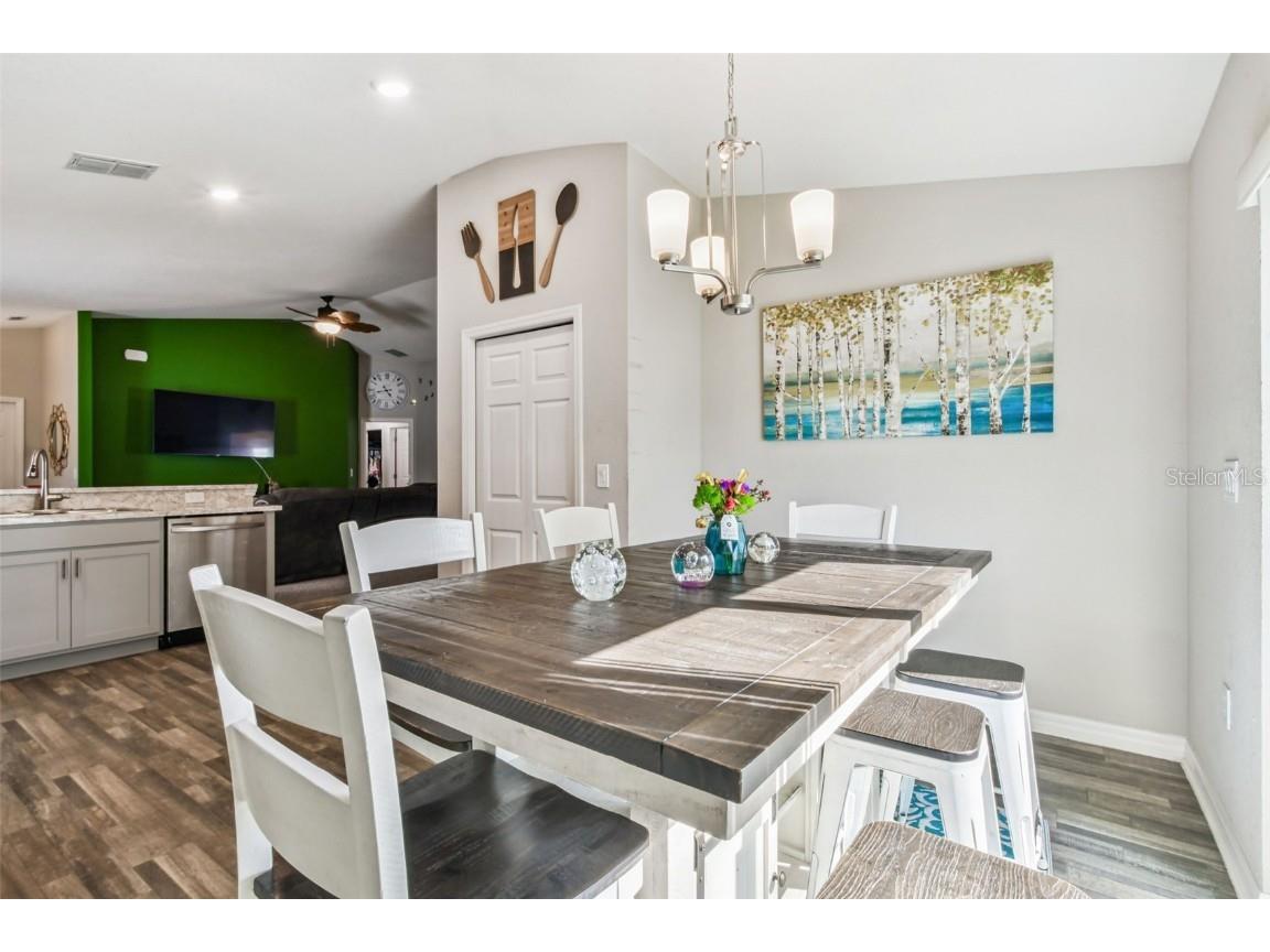 6977 Abbywood Lane Zephyrhills FL 33541 W7878946 image22