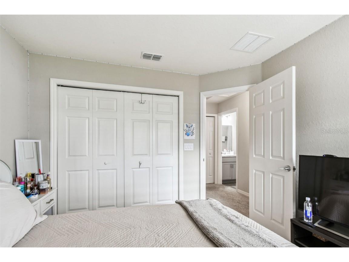 6977 Abbywood Lane Zephyrhills FL 33541 W7878946 image9