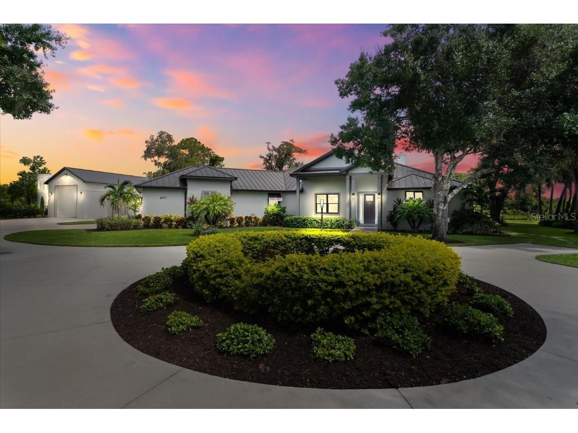 6977 Bee Ridge Road Sarasota FL 34241 A4617546 image1
