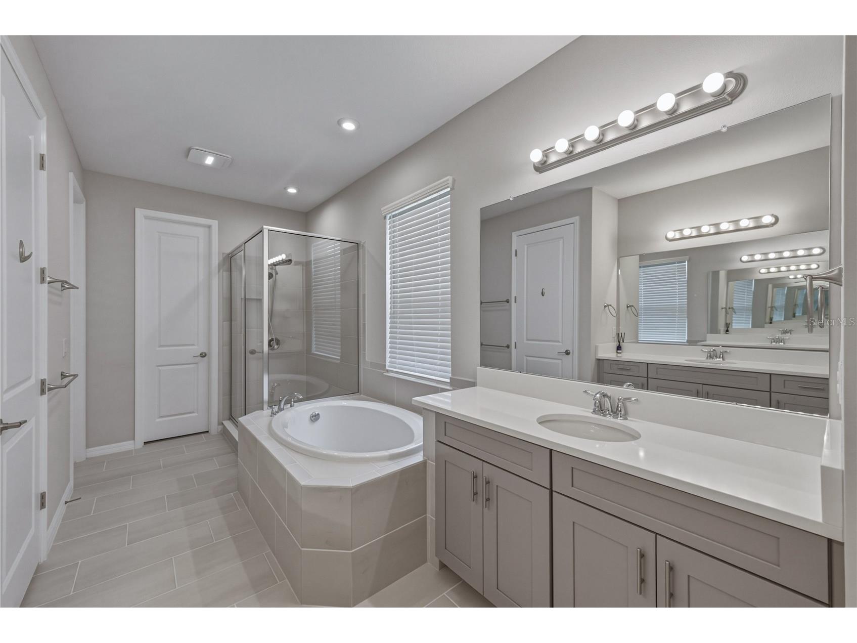 6978 Bradbury Circle Wesley Chapel FL 33545 TB8523677 image39