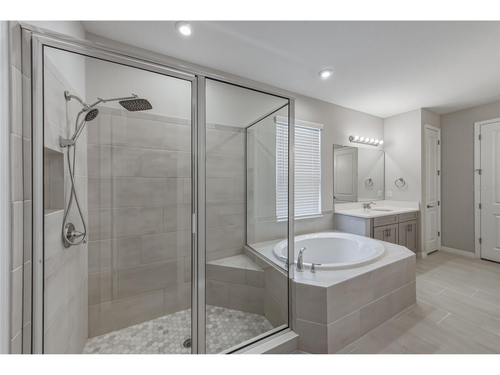 6978 Bradbury Circle Wesley Chapel FL 33545 TB8523677 image41