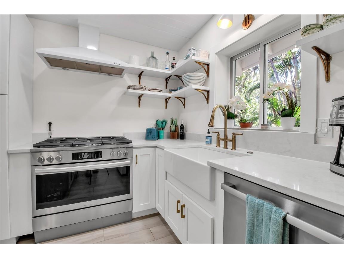 6979 Longboat Drive S Longboat Key FL 34228 A4660175 image10