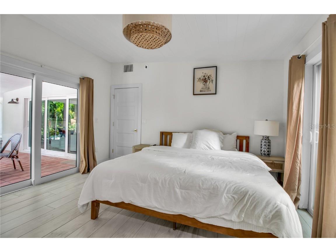 6979 Longboat Drive S Longboat Key FL 34228 A4660175 image16