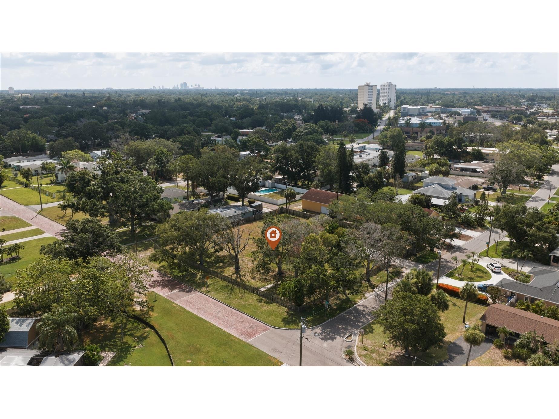 698 Villagrande Avenue S Saint Petersburg FL 33707 TB8519746 image12