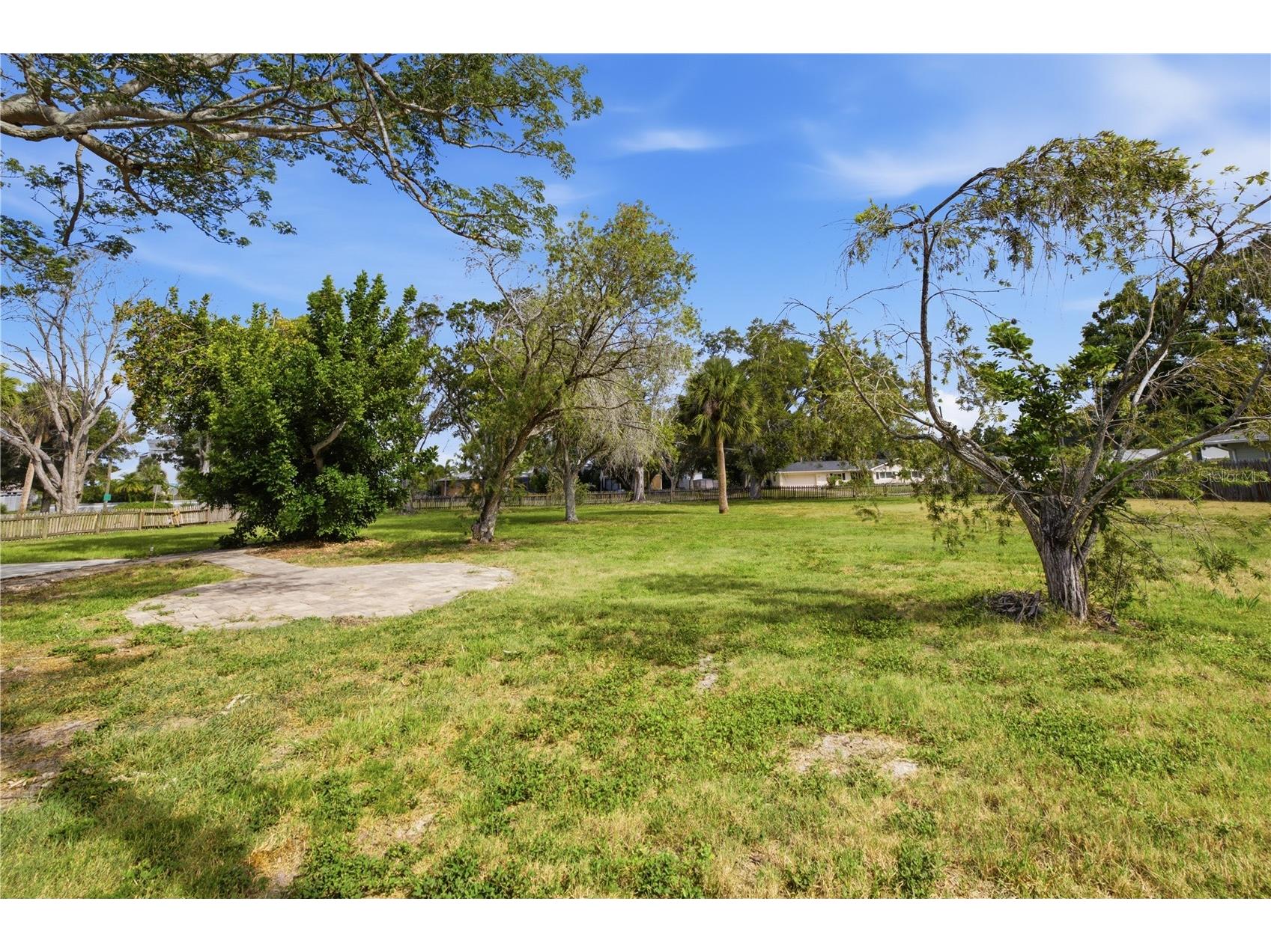 698 Villagrande Avenue S Saint Petersburg FL 33707 TB8519746 image19
