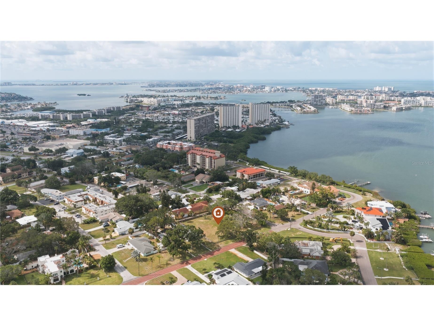 698 Villagrande Avenue S Saint Petersburg FL 33707 TB8519746 image3