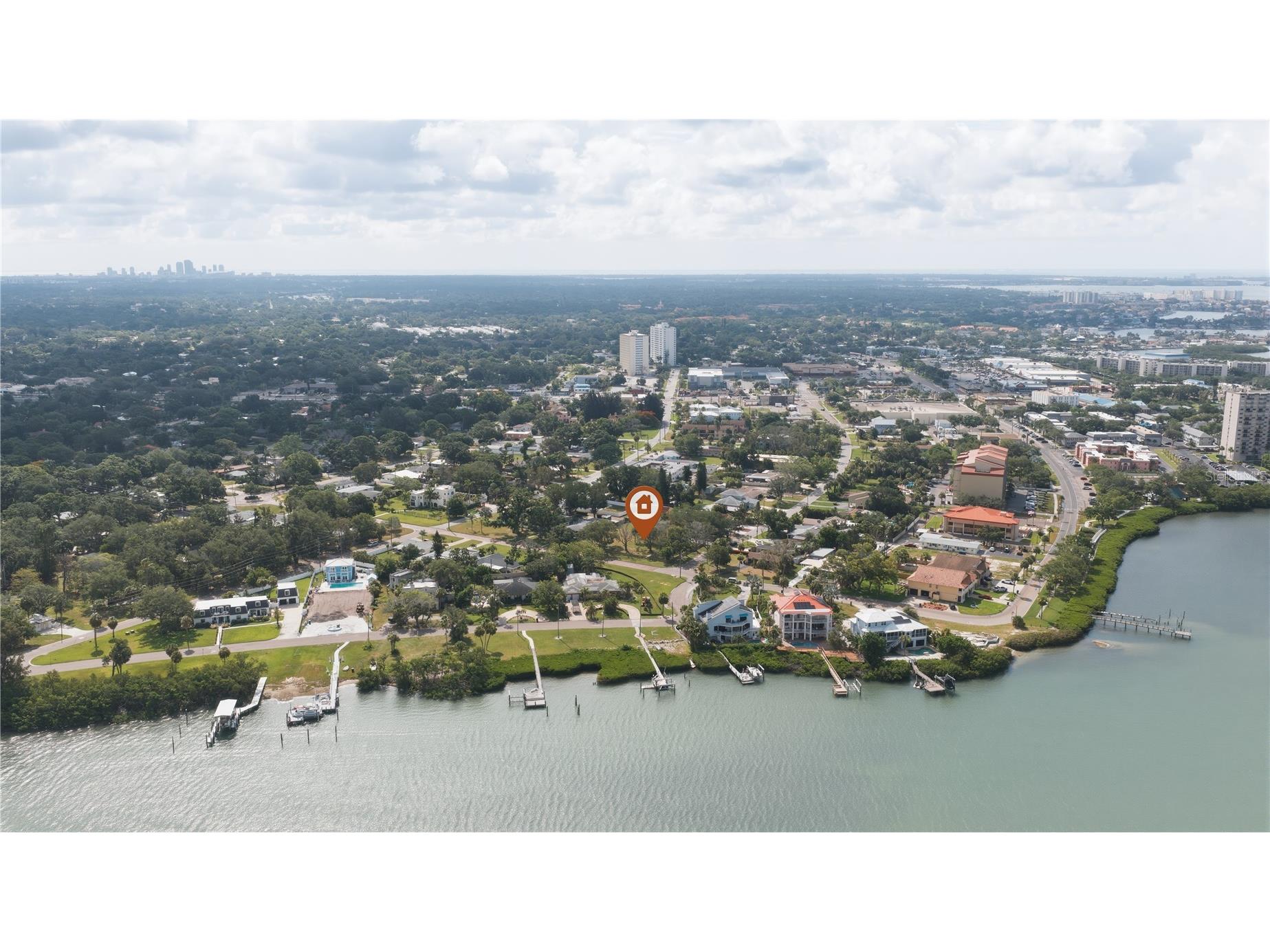 698 Villagrande Avenue S Saint Petersburg FL 33707 TB8519746 image5