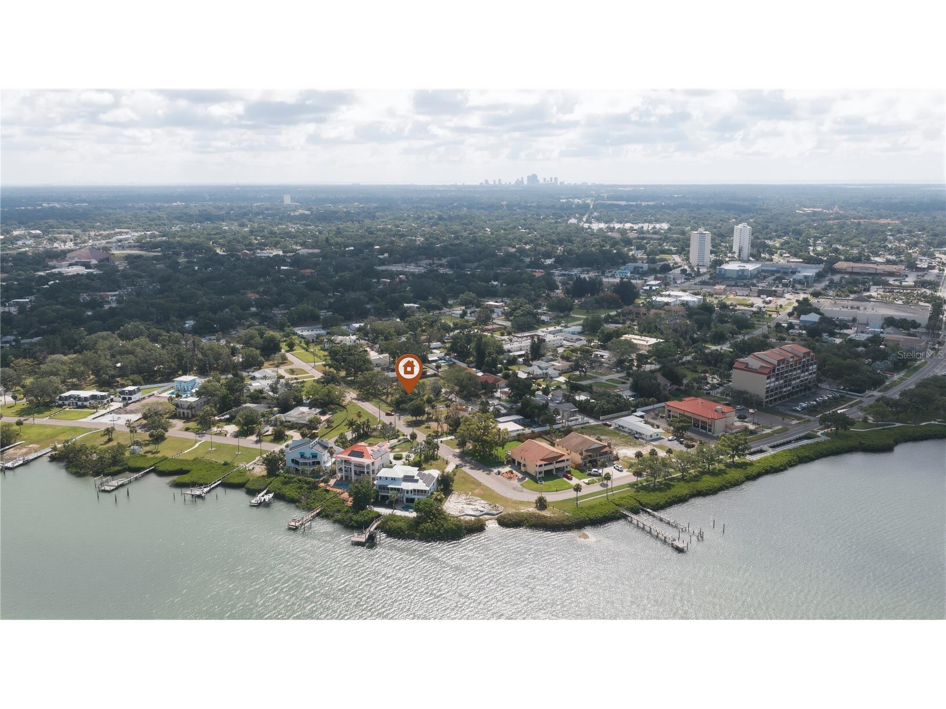 698 Villagrande Avenue S Saint Petersburg FL 33707 TB8519746 image6
