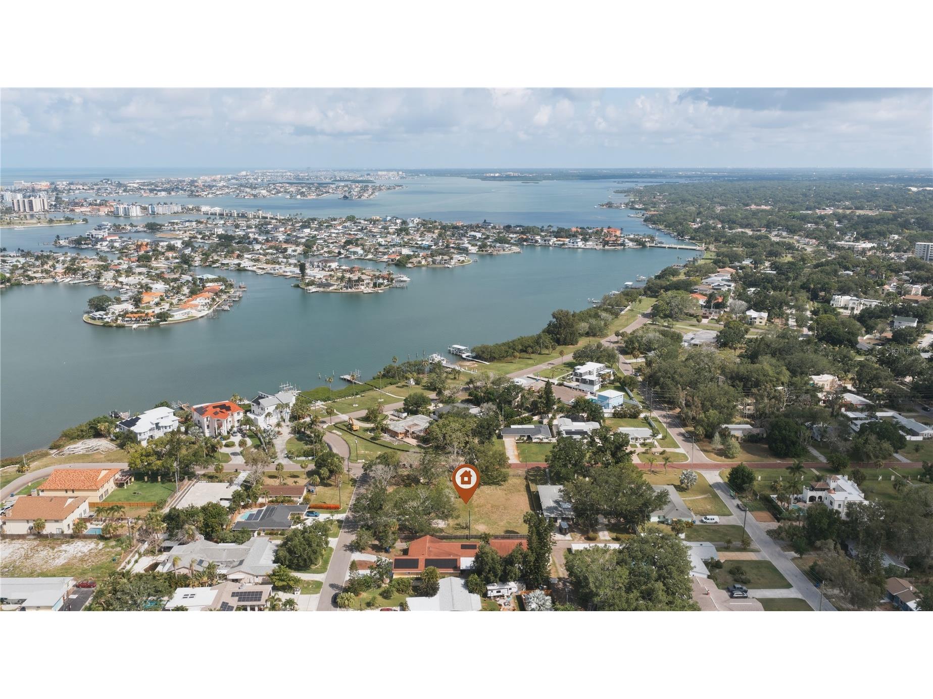 698 Villagrande Avenue S Saint Petersburg FL 33707 TB8519746 image7