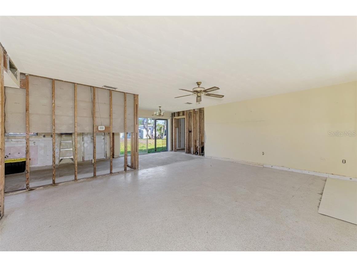 698 & West Perry W Perry Street Englewood FL 34223 - LEMON BAY D6141443 image47