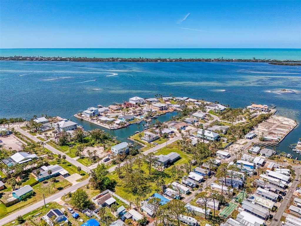 698 & West Perry W Perry Street Englewood FL 34223 - LEMON BAY D6141443 image8