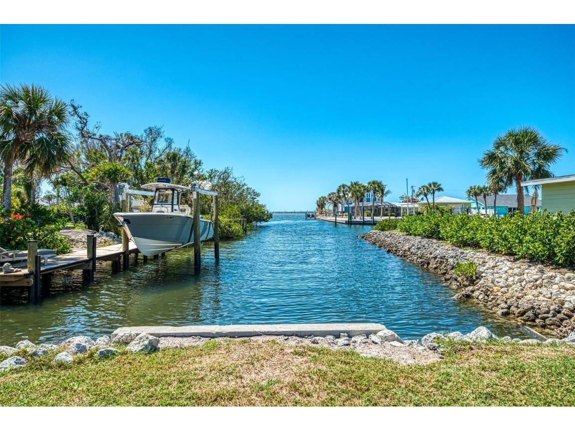 698 & West Perry W Perry Street Englewood FL 34223 - LEMON BAY D6141443 image9