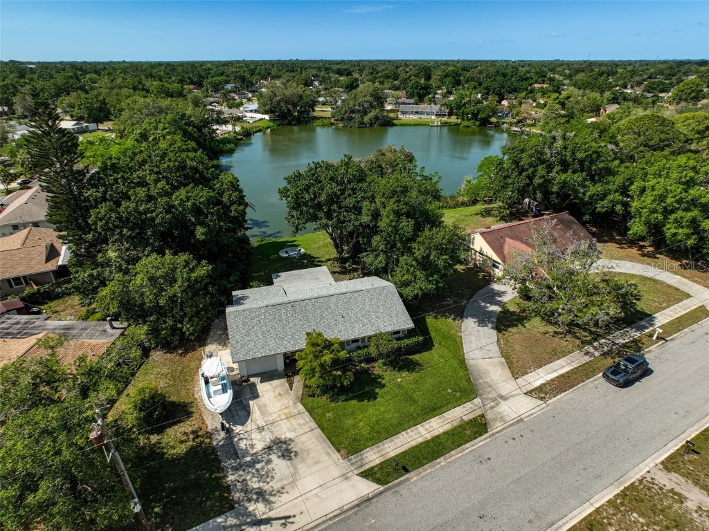 6980 Brentford Road Sarasota FL 34241 - LAKE SARASOTA A4605754 image1