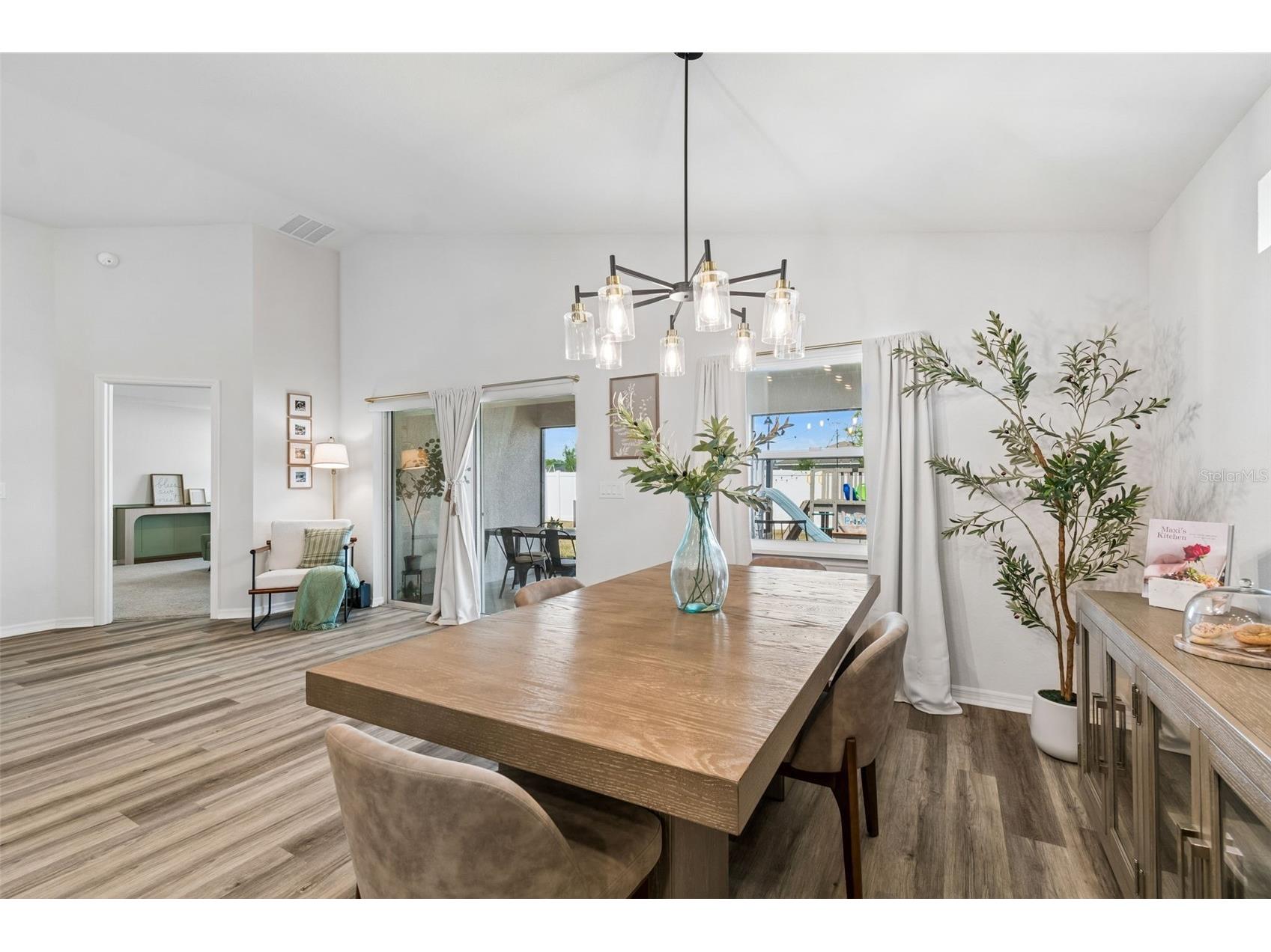 6981 Twisting Pines Loop Zephyrhills FL 33541 TB8507547 image29