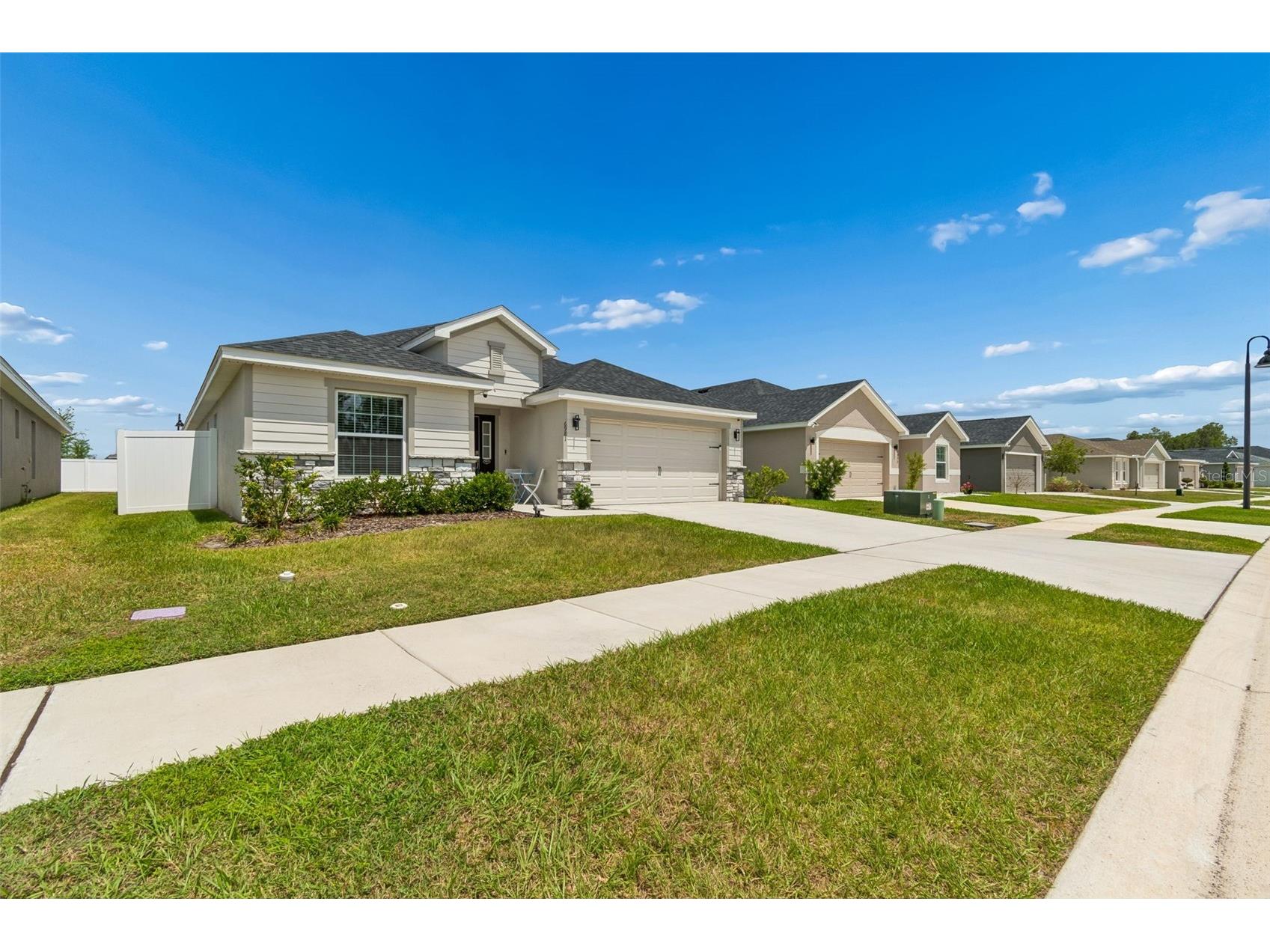 6981 Twisting Pines Loop Zephyrhills FL 33541 TB8507547 image4