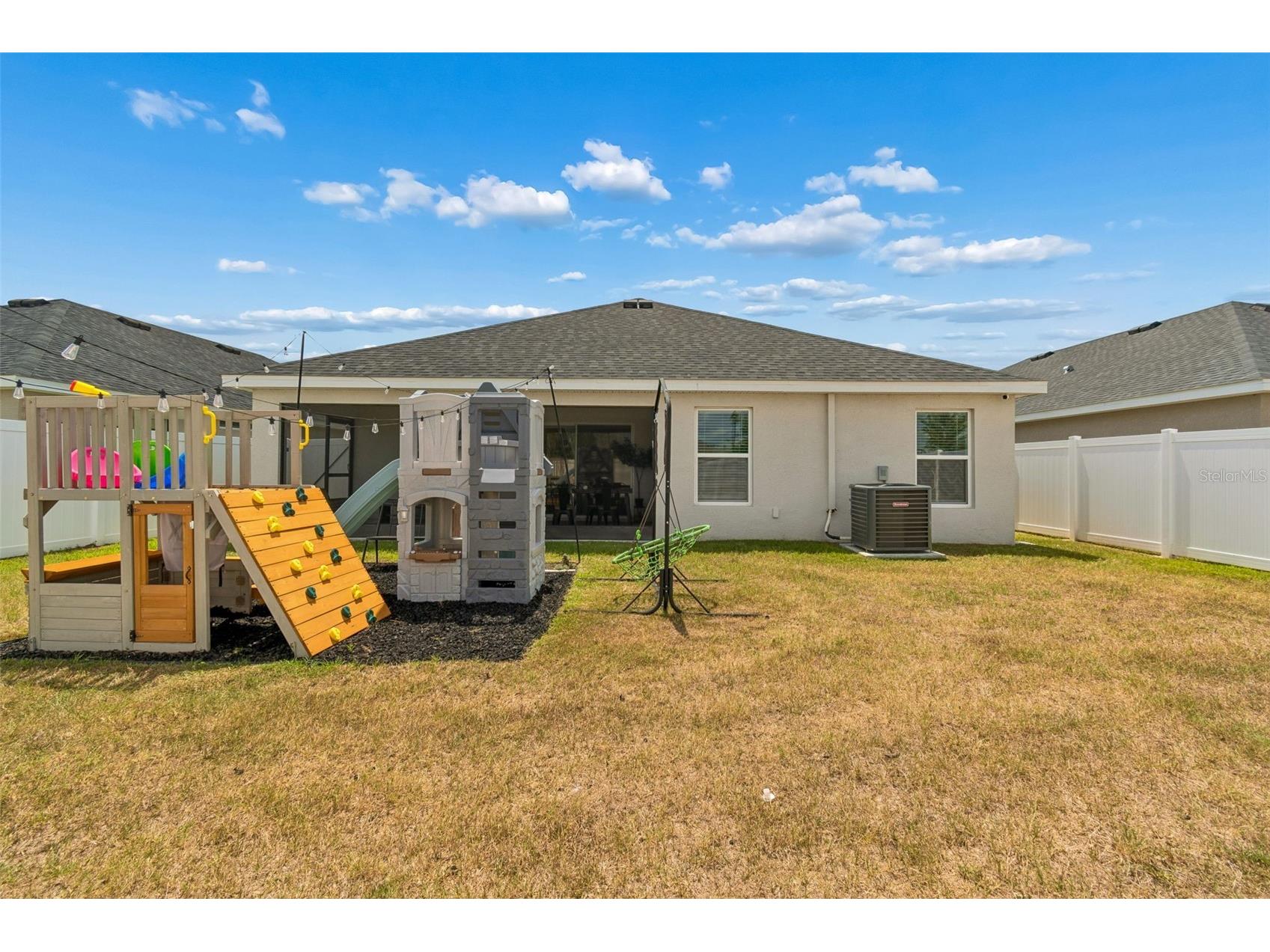 6981 Twisting Pines Loop Zephyrhills FL 33541 TB8507547 image63
