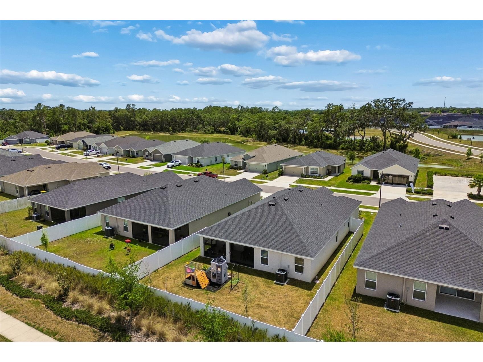 6981 Twisting Pines Loop Zephyrhills FL 33541 TB8507547 image73
