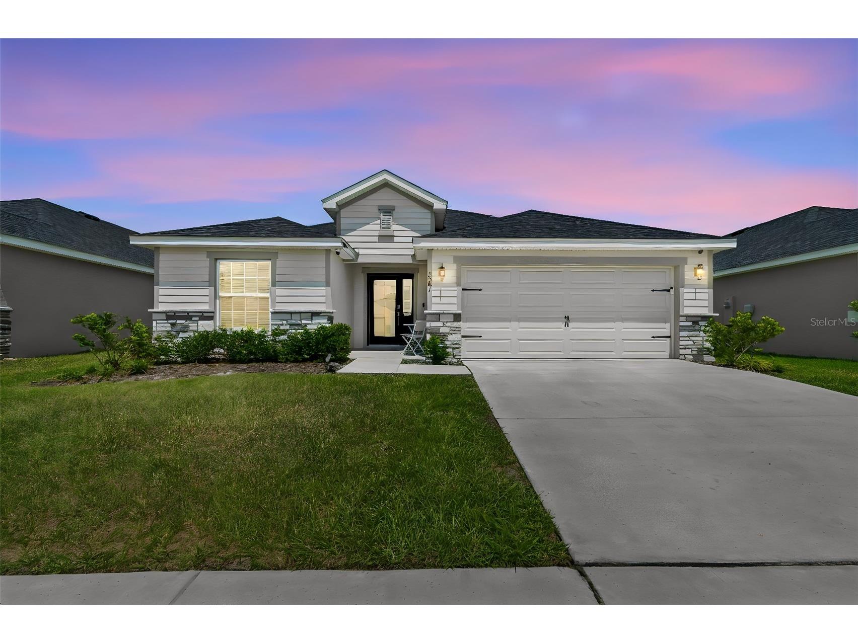 6981 Twisting Pines Loop Zephyrhills FL 33541 TB8507547 image80