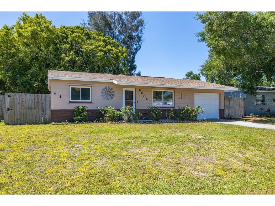 6984 77th Terrace N Pinellas Park FL 33781 U8239257 image1