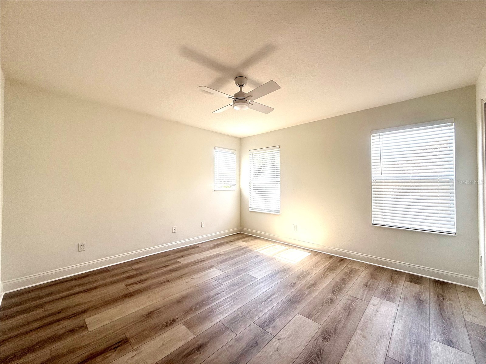 6984 Brescia Way Orlando FL 32819 O6407727 image22