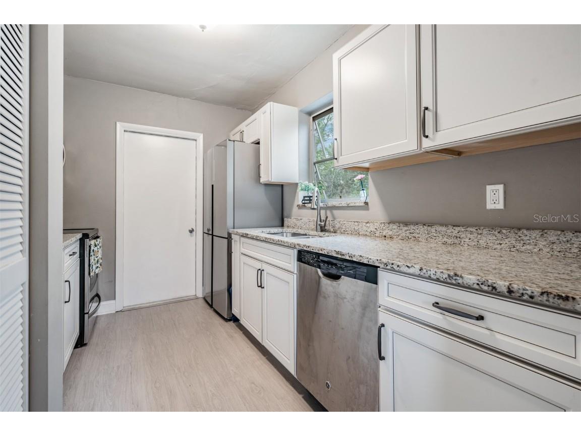 6985 Merrick Lane Spring Hill FL 34606 W7880327 image9