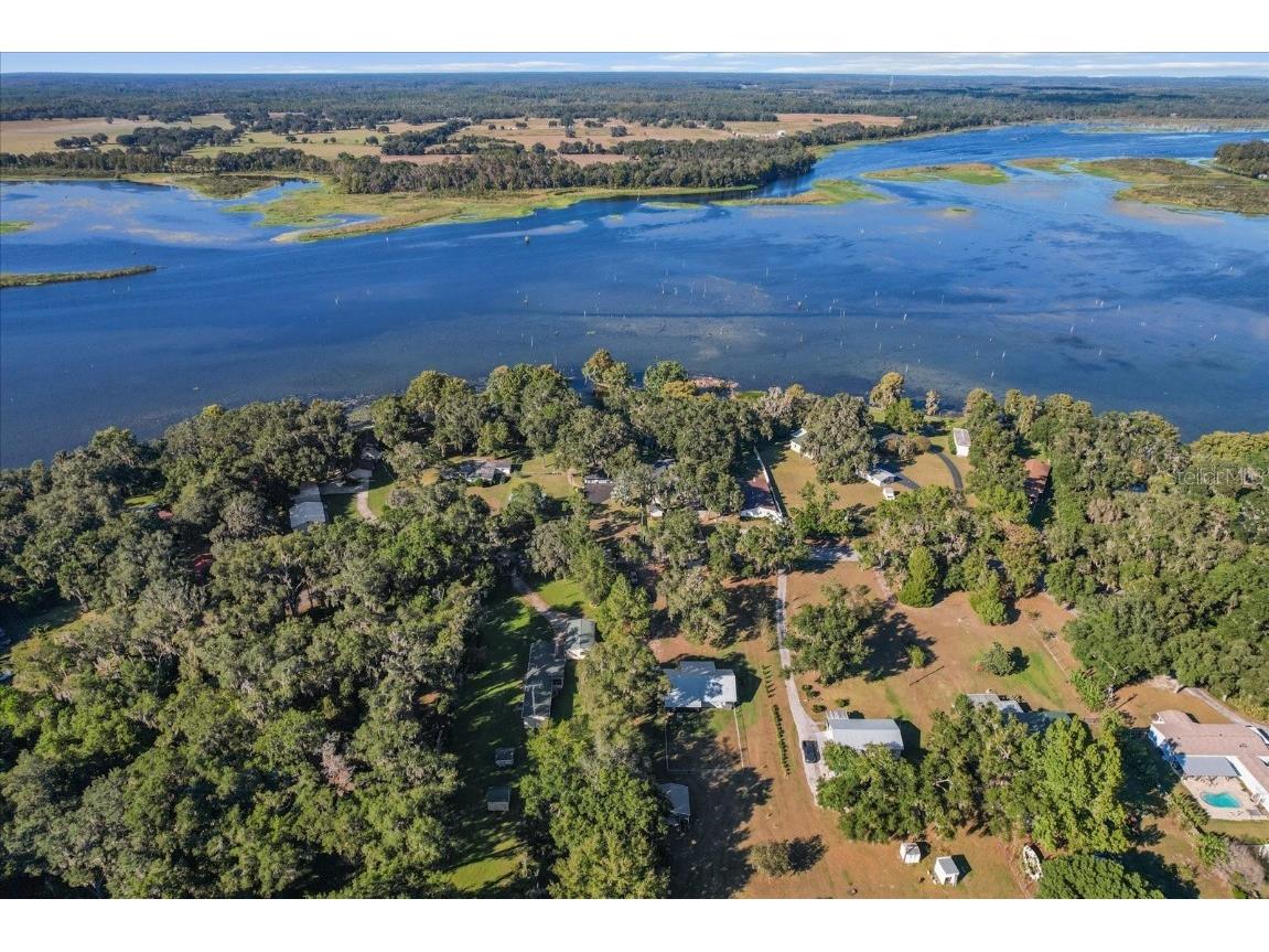 6985 W Riverbend Road Dunnellon FL 34433 - LAKE ROUSSEAU OM711801 image1