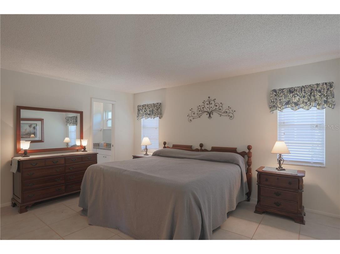 6986 W Country Club Drive N #6986 Sarasota FL 34243 A3964233 image12