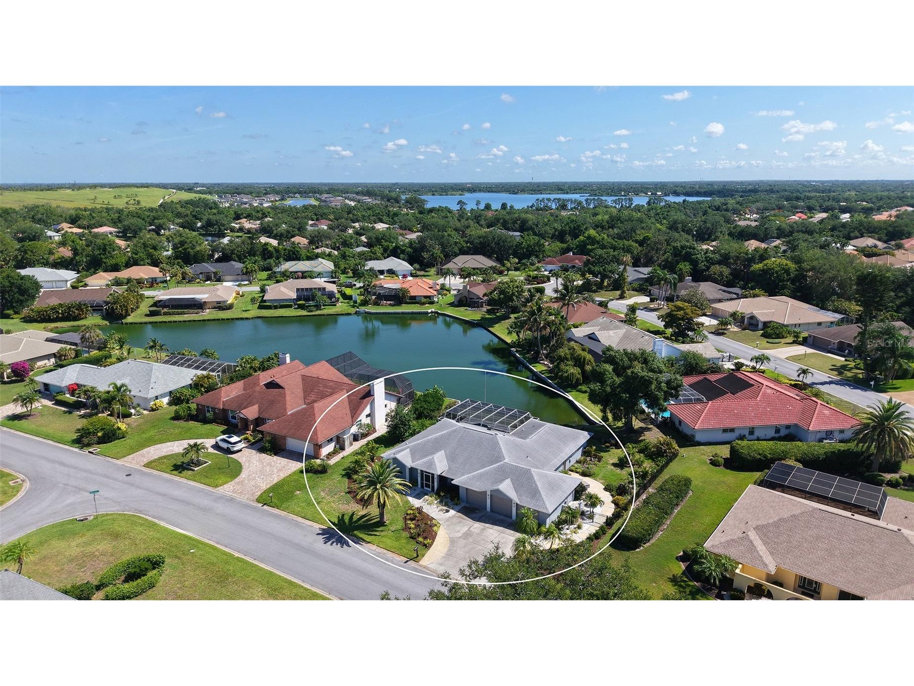 6988 Country Lakes Circle Sarasota FL 34243 A4692570 image4